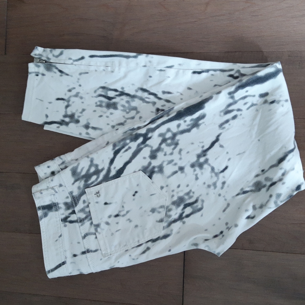 Calvin Klein white and grey pants